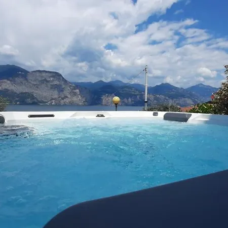 Villa Mimosa-con Piscina E Vista