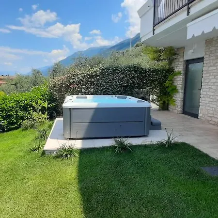 Villa Mimosa-con Piscina E Vista Brenzone sul Garda