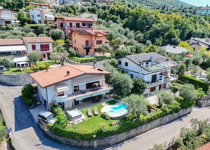 Villa Mimosa-con Piscina E Vista *