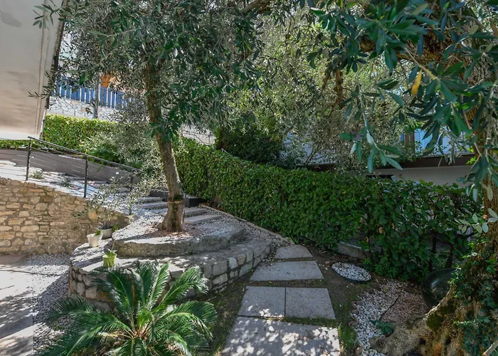 Mimosa-con Piscina E Vista Villa Brenzone sul Garda