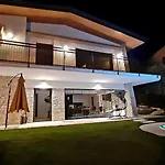 Mimosa-con Piscina E Vista ברנצונה סול גארדה
